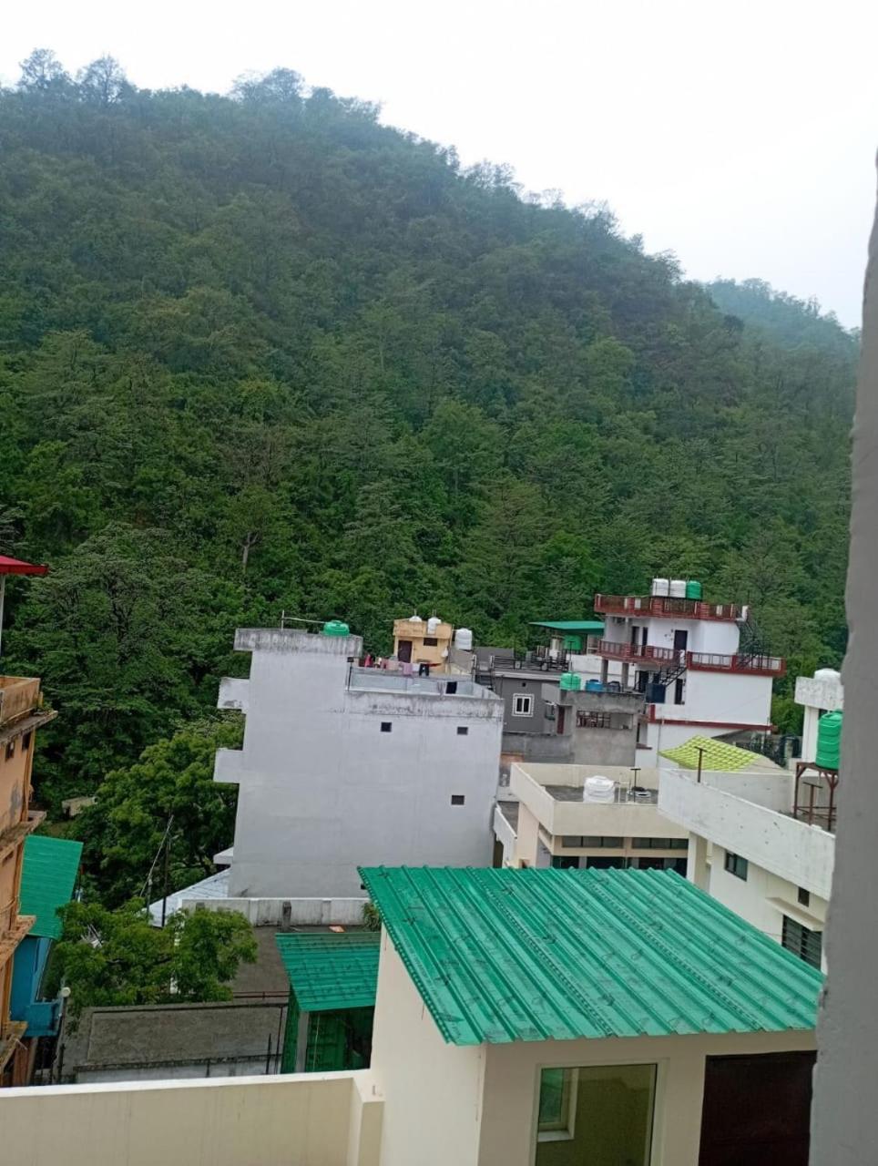Hotel Aman Rishikesh Bagian luar foto